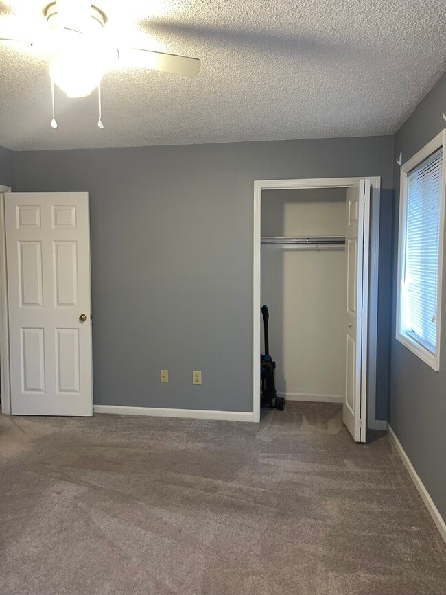 4147 Spirea Dr, Unit D in Wilmington, NC - Building Photo - Building Photo