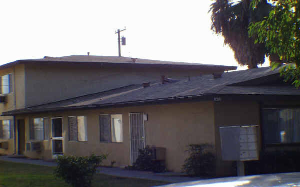 1412 Randy St in Upland, CA - Foto de edificio - Building Photo