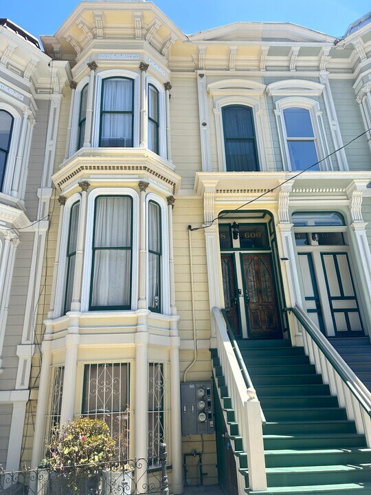606 Buchanan St in San Francisco, CA - Building Photo