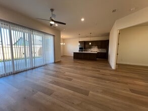 3062 19th Ave in Kingsburg, CA - Building Photo - Building Photo