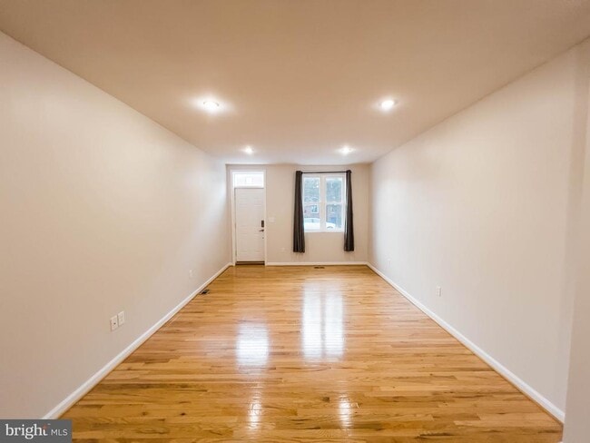 property at 721 S Milton Ave