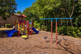 Strawberry Hill Apartments in Mesquite, TX - Building Photo - Building Photo