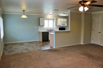 347 Stone Hill Dr in Brenham, TX - Building Photo - Building Photo