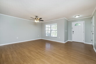 2447 Sagemont Dr in Brandon, FL - Building Photo - Building Photo