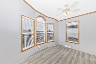 16114 McGregor Dr in Hagerstown, MD - Building Photo - Building Photo