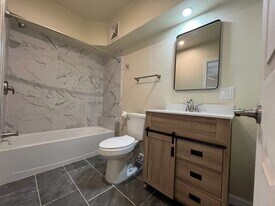 39 S 13th St in Pittsburgh, PA - Building Photo