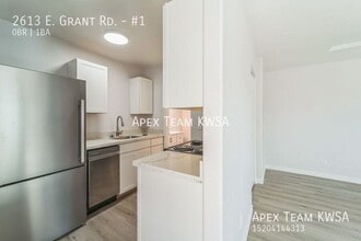 2613 E Grant Rd in Tucson, AZ - Building Photo - Building Photo