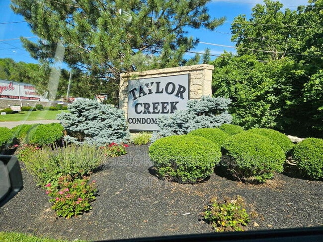 property at 7226 Creekview Dr