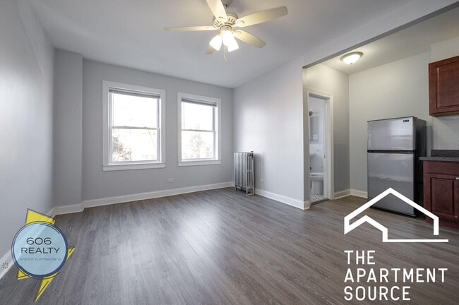 property at 6930 N Greenview Ave