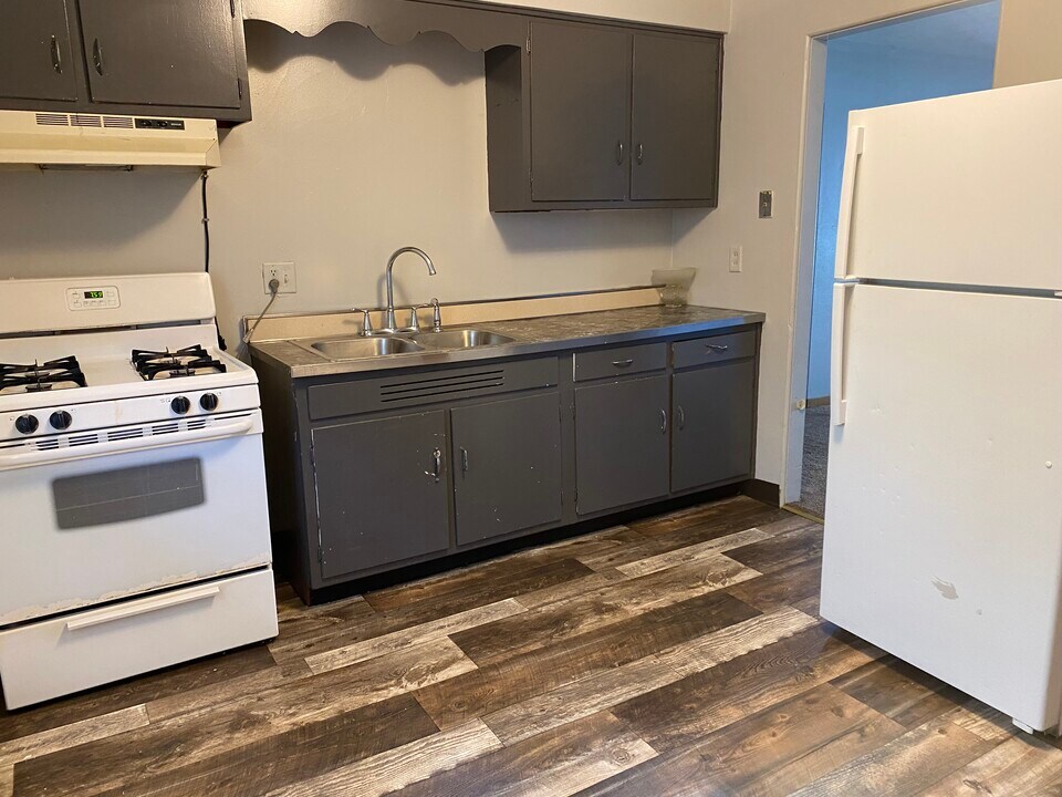 2807 Glenwood Ave, Unit #1 in Rockford, IL - Building Photo