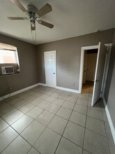1864 NW 93rd St, Unit 1864 in Miami, FL - Building Photo - Building Photo