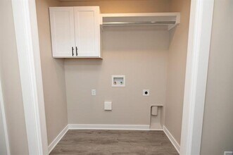 524-526 W 50th Ct S in Wichita, KS - Building Photo - Building Photo