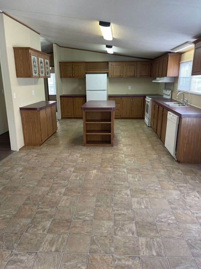 824 Log Landing Rd in Springfield, GA - Building Photo - Building Photo