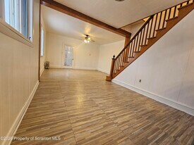 423 E Lackawanna Ave in Olyphant, PA - Building Photo