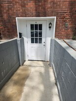 115 W Chew Ave in Philadelphia, PA - Building Photo