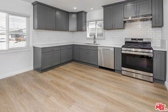 1436 W 152nd St in Gardena, CA - Foto de edificio - Building Photo