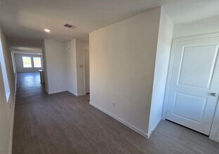 14872 N Ascot Bnd Cir in Conroe, TX - Building Photo - Building Photo