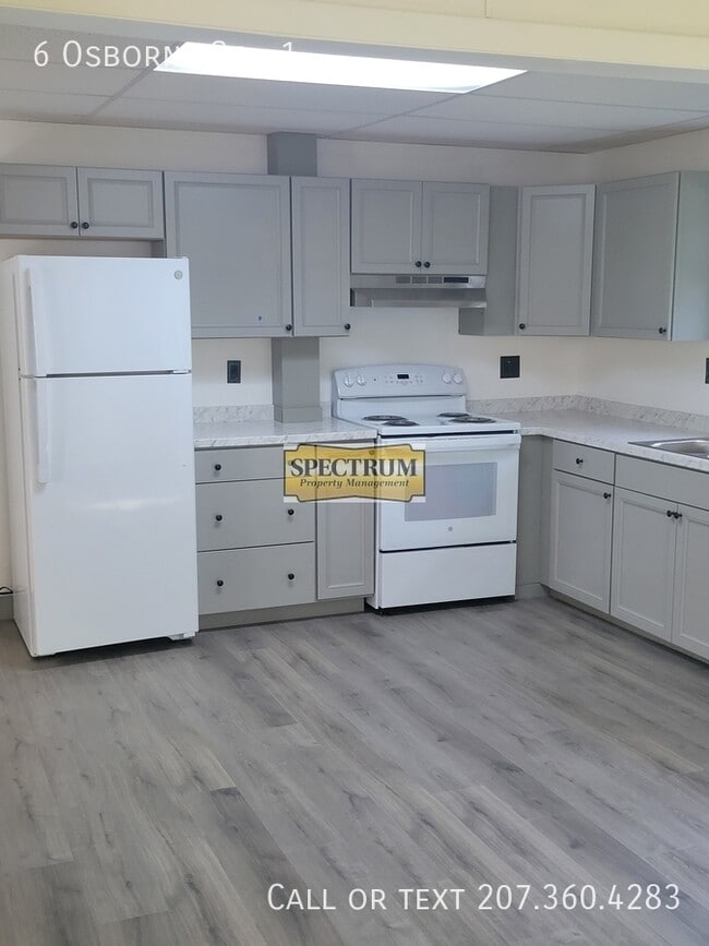 6 Osborne St in Fairfield, ME - Building Photo - Building Photo