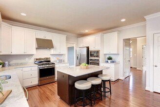 17005 Bennett Wy in Poolesville, MD - Building Photo - Building Photo