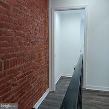 1911 N Lawrence St in Philadelphia, PA - Foto de edificio - Building Photo