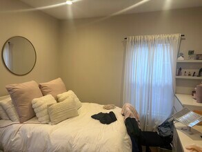 48 Tuttle St, Unit 1 in Boston, MA - Foto de edificio - Building Photo