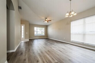 13117 Early Run Ln in Riverview, FL - Building Photo - Building Photo