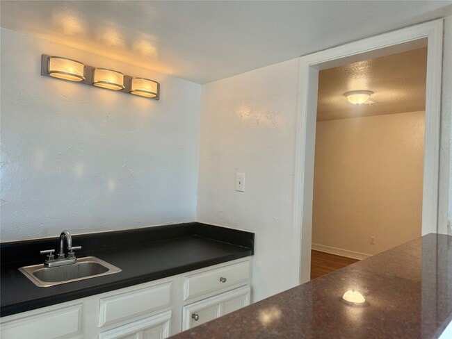 3602 Brier Gardens Dr