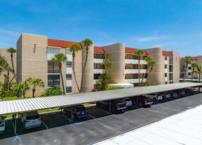 Fairwinds Cove in Jensen Beach, FL - Building Photo