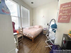 775 Parker St, Unit 1 in Boston, MA - Building Photo - Building Photo