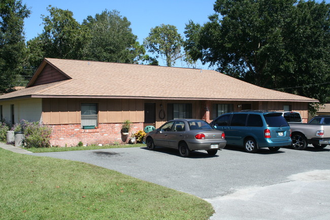 3681 NE 41st St in Ocala, FL - Foto de edificio - Building Photo