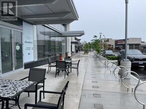 50-250 O'Neill Rd in Toronto, ON - Building Photo - Building Photo