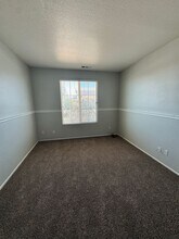 12309 Luna Rd in Victorville, CA - Building Photo - Building Photo