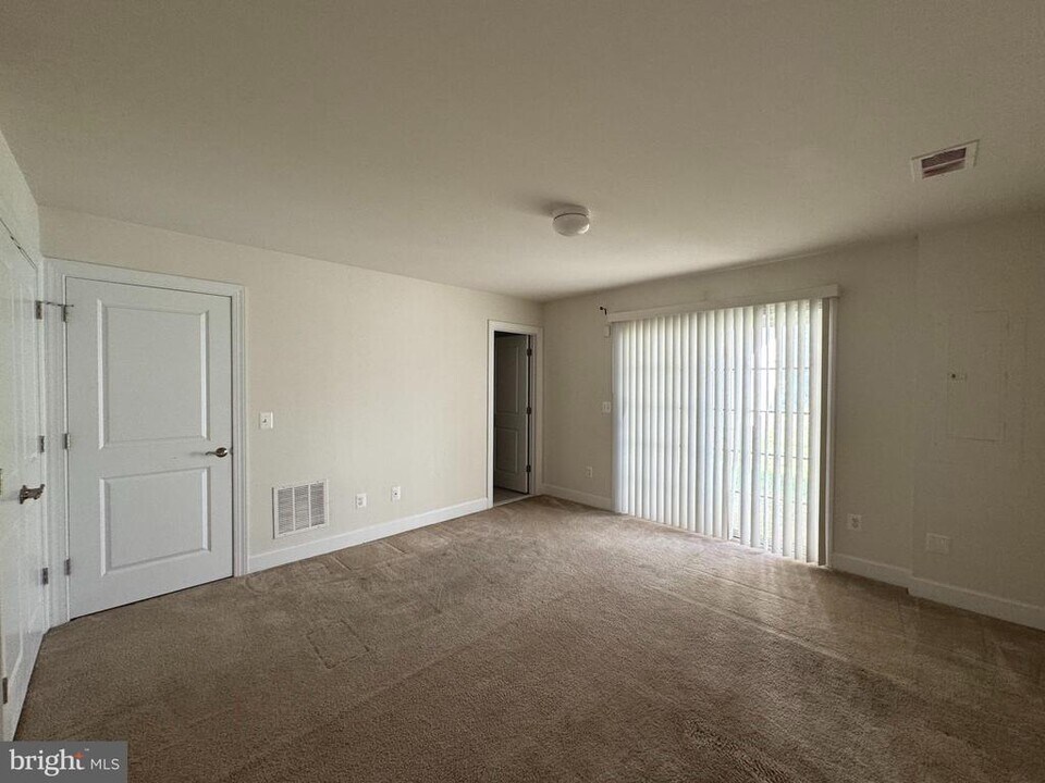 8507 Craggan Ln in Manassas, VA - Building Photo