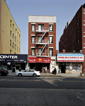 125 Avenue D in New York, NY - Building Photo - Building Photo