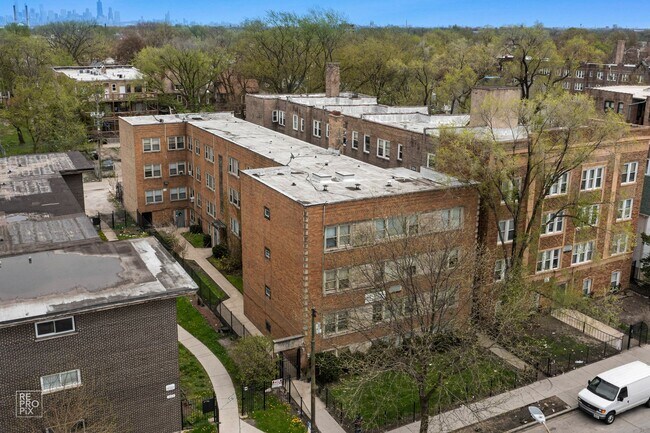 729 N Central Chicago, IL 60644 in Chicago, IL - Building Photo - Building Photo