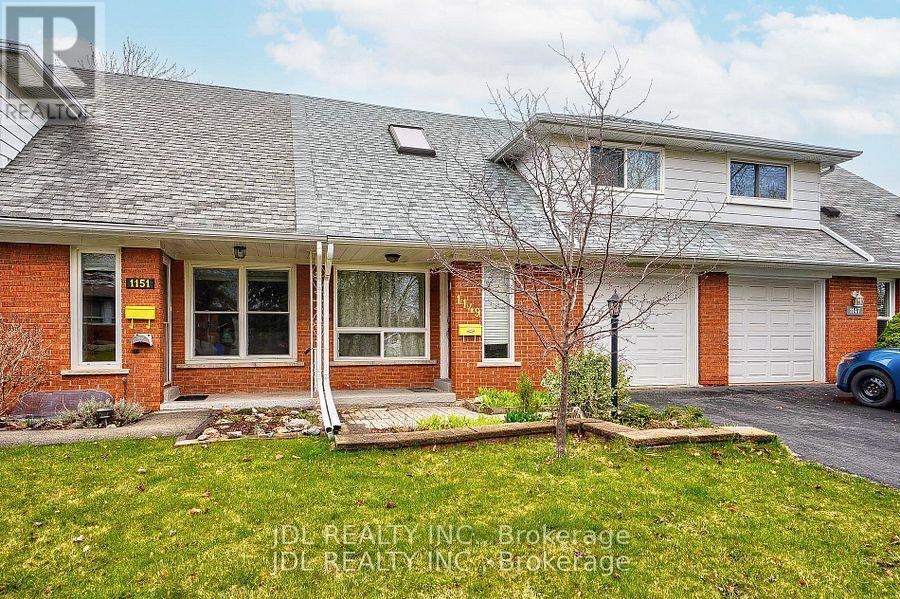 1149 Tavistock Dr in Burlington, ON - Building Photo