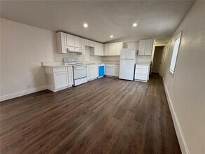 112 Laureti Ln in Lake Wales, FL - Building Photo - Building Photo