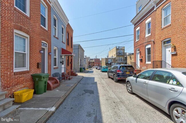 111 Bloomsberry St in Baltimore, MD - Building Photo - Building Photo