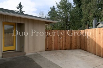 306 Van Duyn St-Unit -ADU in Eugene, OR - Building Photo - Building Photo