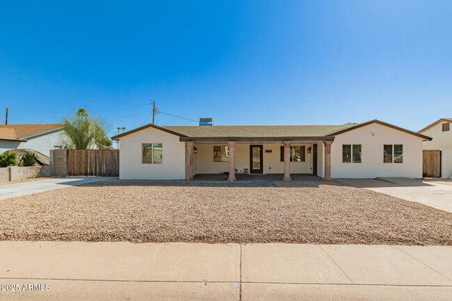 property at 14027 N 32nd St