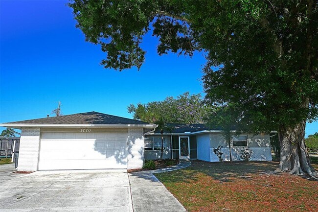 1770 Elm Dr in Venice, FL - Building Photo - Building Photo