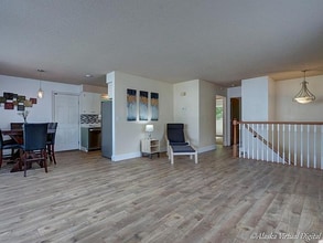 3549 Dunkirk Dr in Anchorage, AK - Building Photo - Building Photo