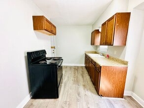 2703 Narragansett Dr in Louisville, KY - Building Photo - Building Photo