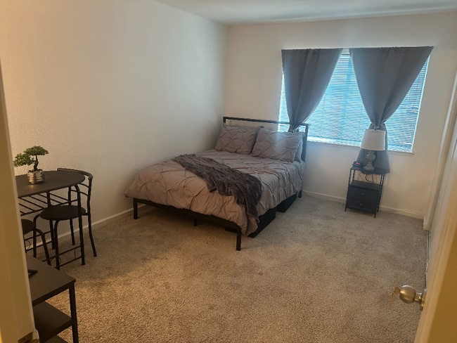 4437 Rock Island Dr in Antioch, CA - Building Photo - Building Photo