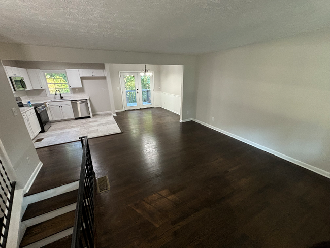 5222 Scofield Rd in College Park, GA - Building Photo - Building Photo
