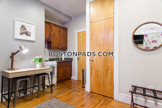 437 Hanover St, Unit 4 in Boston, MA - Building Photo - Building Photo