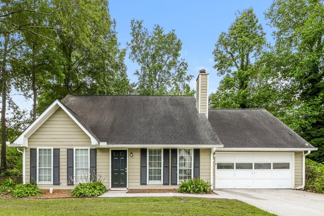 property at 2521 Country Lake Cir