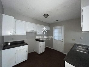 3935 Misty Lake Cove in Memphis, TN - Building Photo - Building Photo