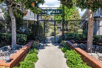 Magnolia Apartments in Pasadena, CA - Building Photo - Building Photo
