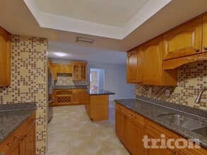 3133 Swan Ln in Safety Harbor, FL - Building Photo - Building Photo